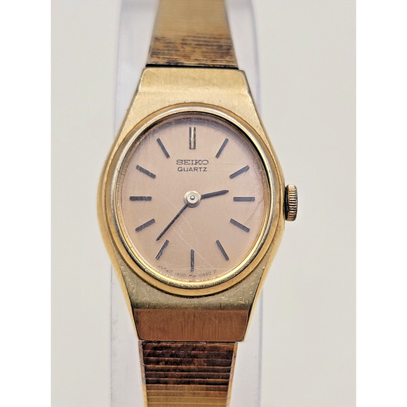 Seiko Quartz 1400-8209 Women\'s Wristwatch Band Gold Base Metal Tone Finish main image 12